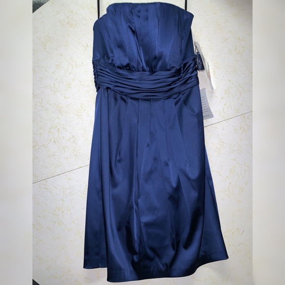 Guilia Dresses & Skirts - NEW! Strapless Navy Blue Dress